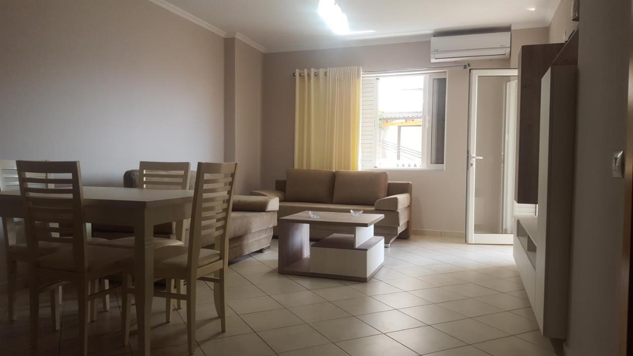 B & D Apartment Sarandë Exterior foto