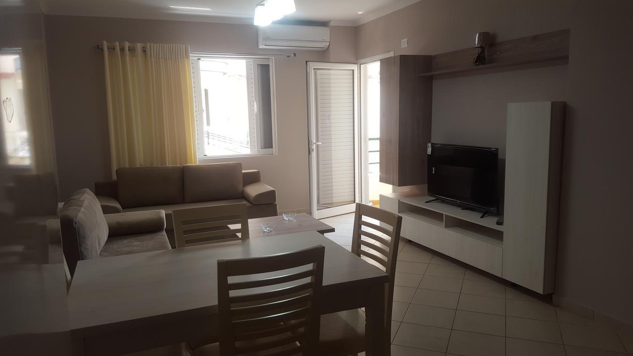 B & D Apartment Sarandë Exterior foto